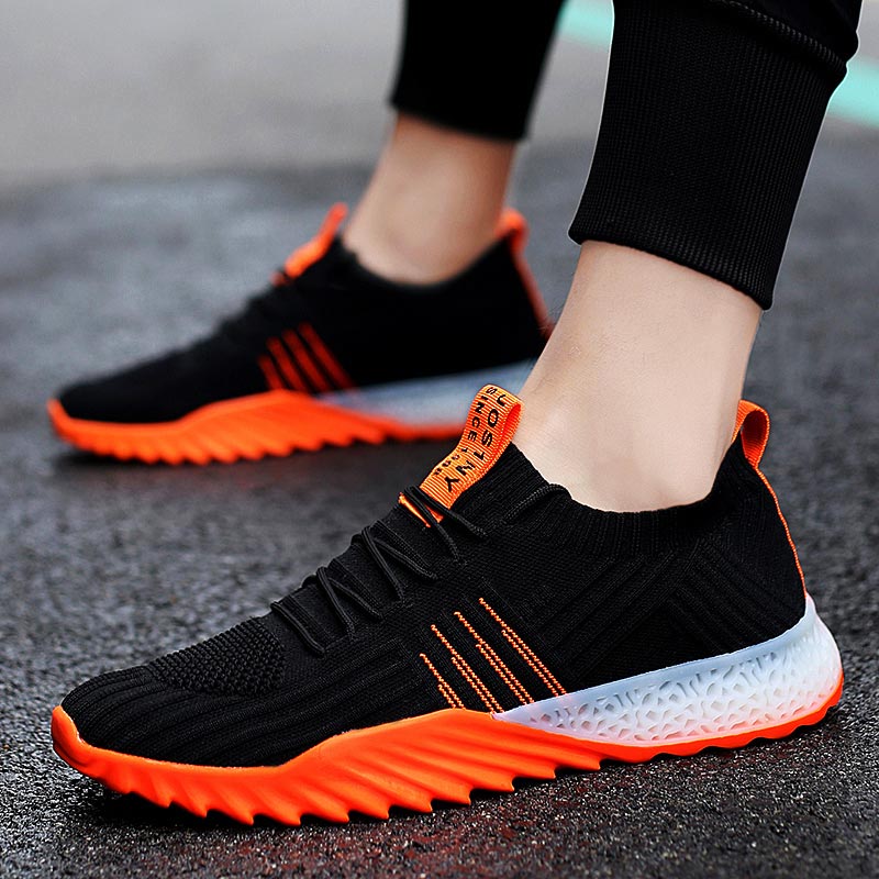 حجم كبير خفيفة الوزن الهواء شب - مراجعة Streetwear Brand Expensive وسعره