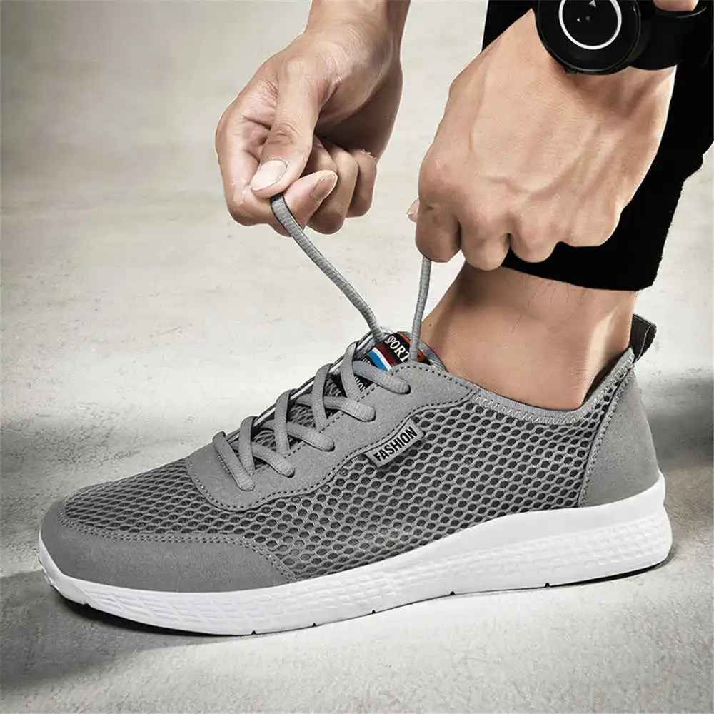 35-46 أحذية رياضية زرقاء فاتحة - مراجعة Streetwear Brand Expensive وسعره